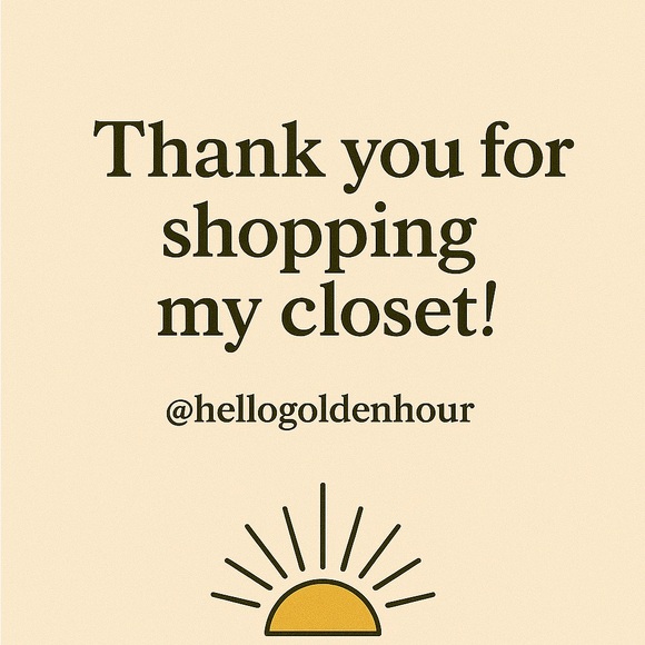 🔆 Meet your Posher, Kayla 🔆 - Picture 9 of 9